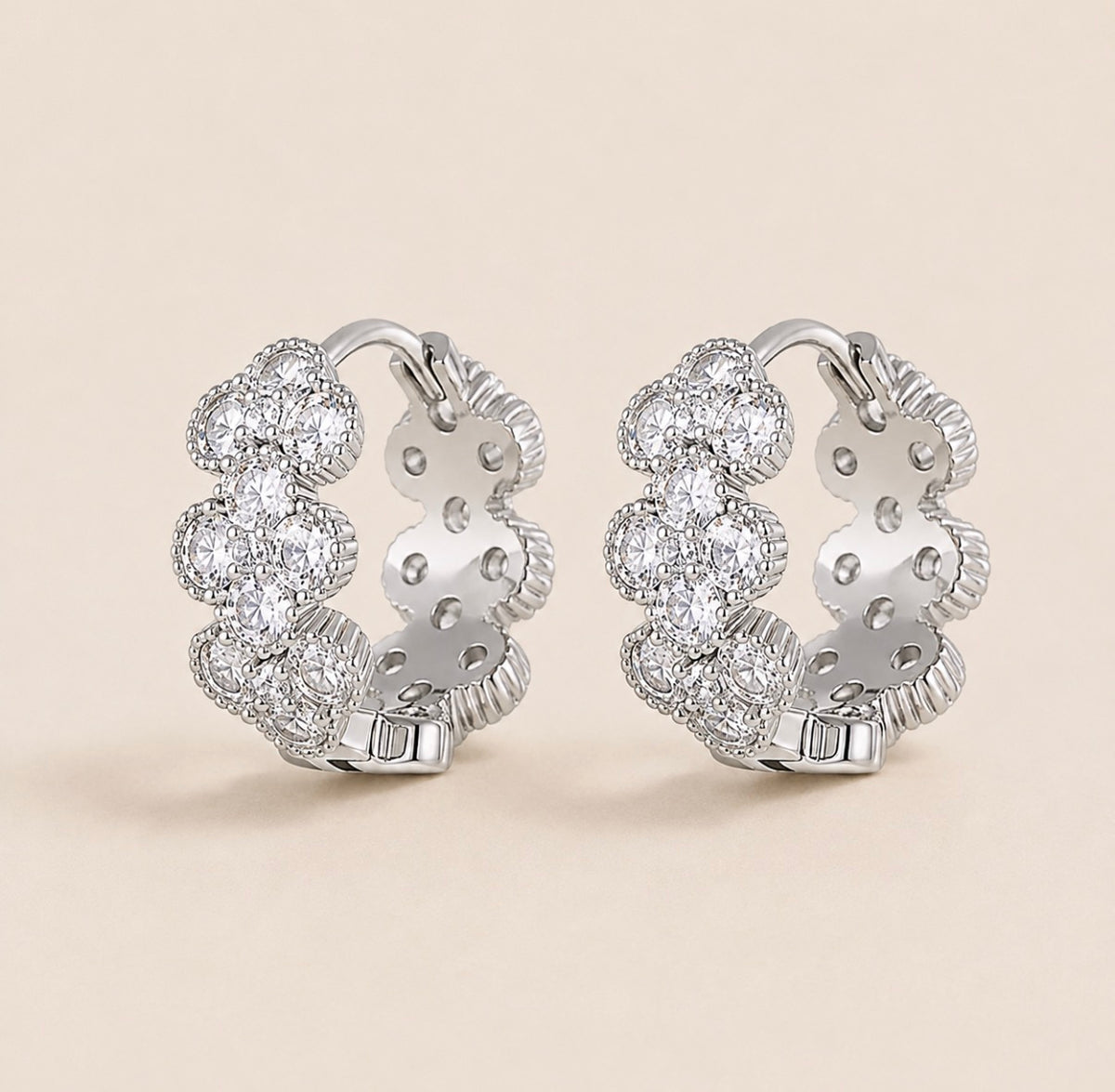 Marbéll Fleur Crystal Hoops – Gold